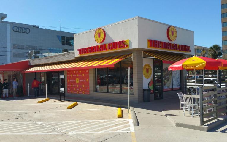 teh halal guys store front