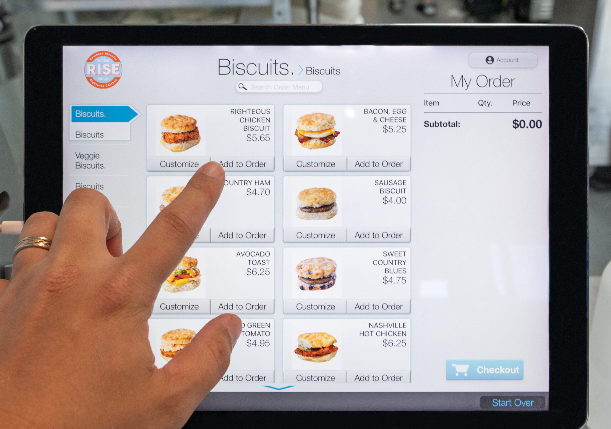 Has the point of sale become analog in the digitized restaurant industry?