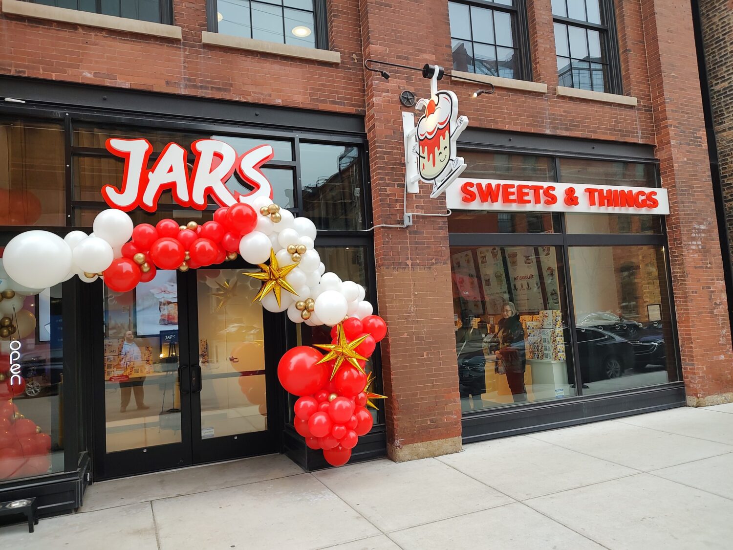 Jars Grand Opening Shows Off Franchise Advantages
