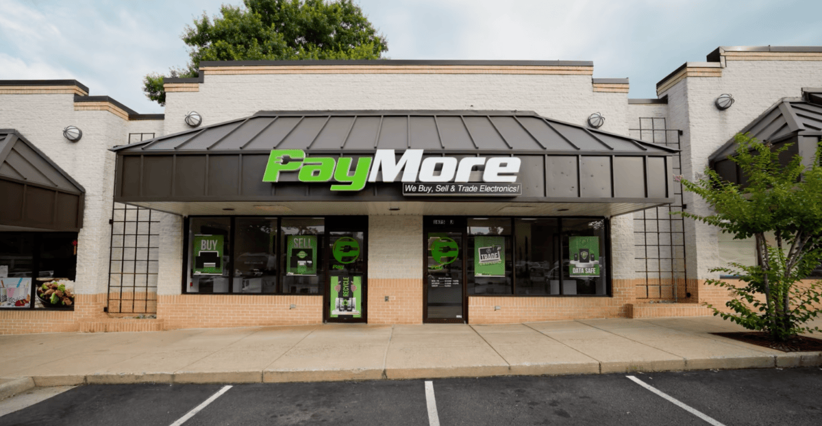 PayMore Knoxville blog paymore storefront with green paymore sign