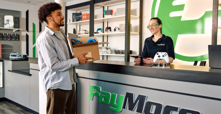 Someone shopping in a paymore store